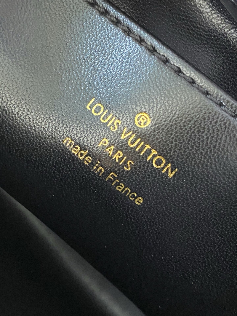 LV Capucines Bags